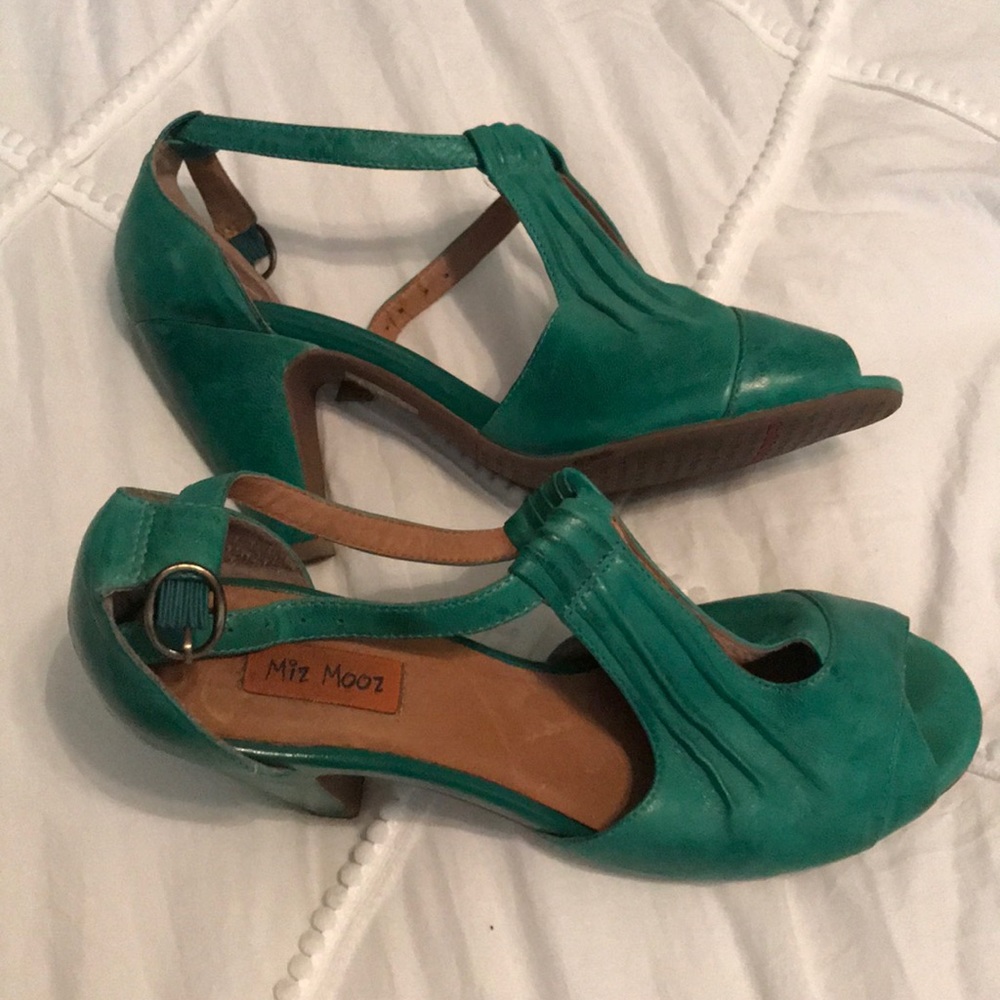 Miz Mooz leather heels